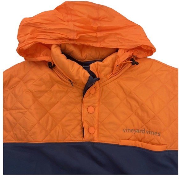 Vineyard Vines Quarter Zip with hoodie (L) - Picture 4 of 4